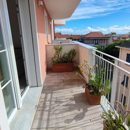 Cellemare Mono Apartment